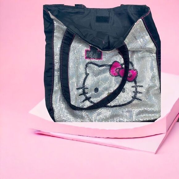 I 💗 Hello Kitty l Silver Sequined Tote l Black & Pink l Double-handle  l EUC - Picture 10 of 10
